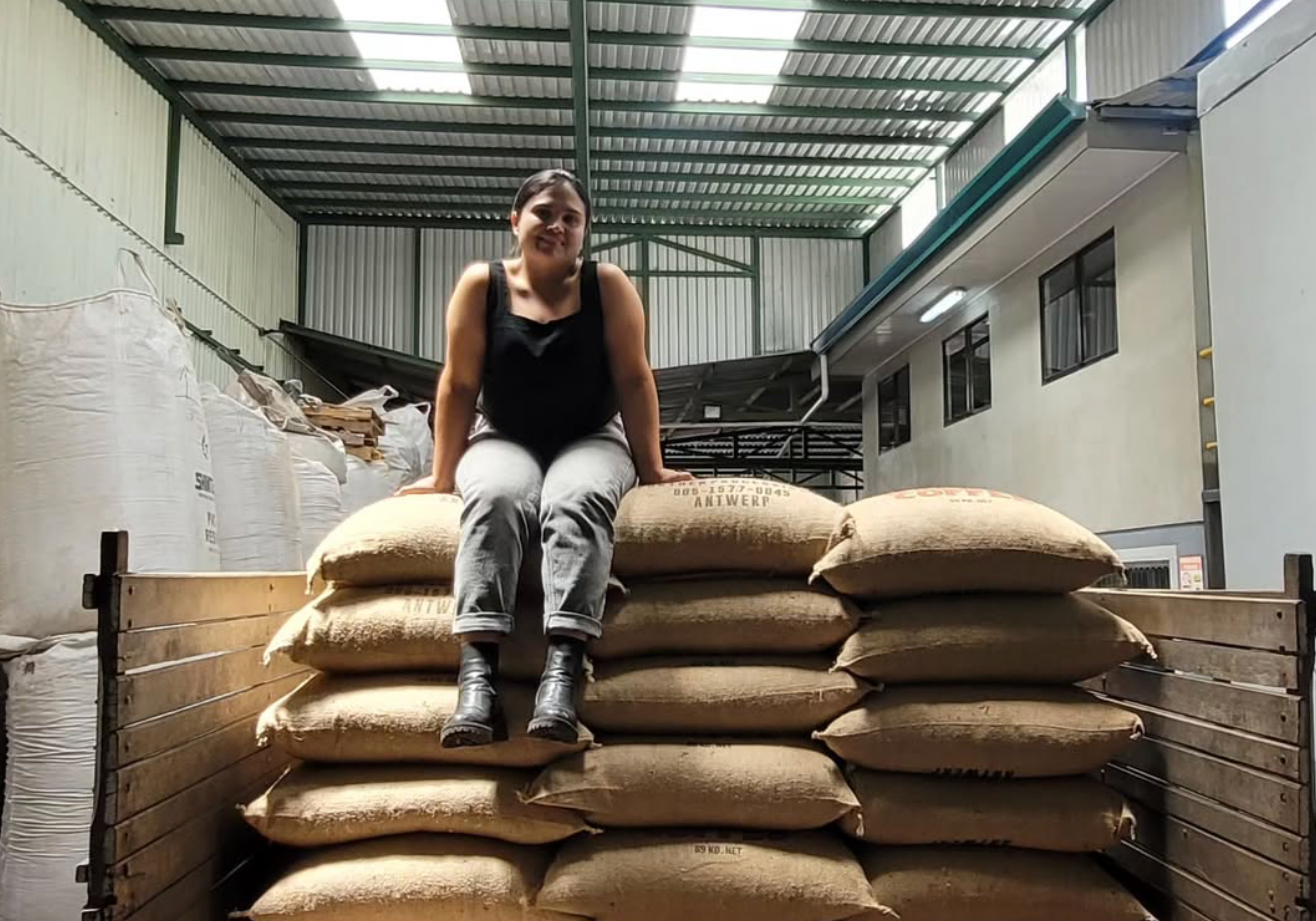 Elevating the Chain: How Delfina Porras Puts Producers Center Stage